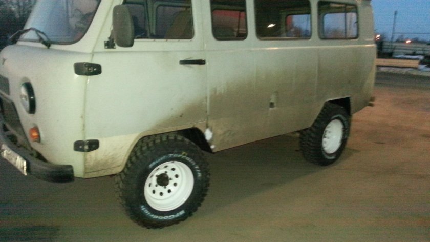 УАЗ 452 Буханка на 31 колесах