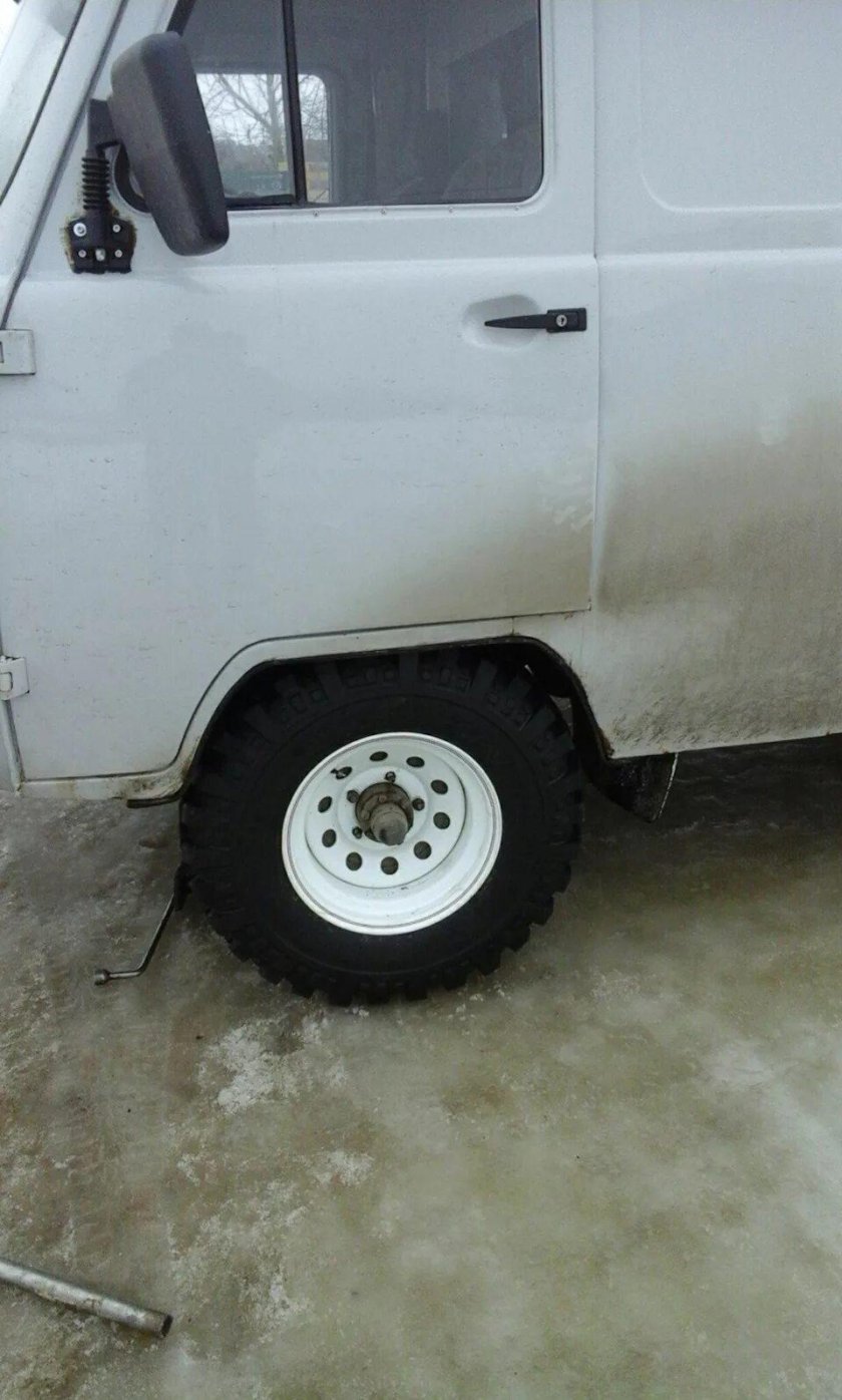 УАЗ Буханка на 31 колесах