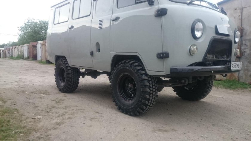 Forward Safari 500 33x12.5 r15