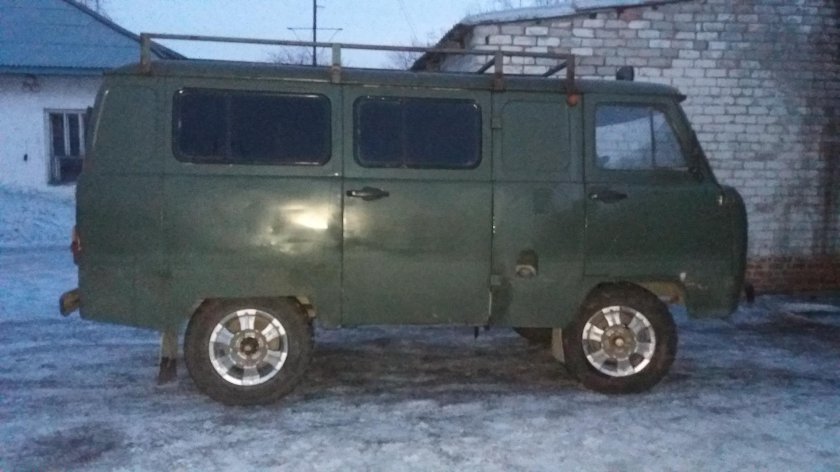 Колпаки на УАЗ Буханка r16