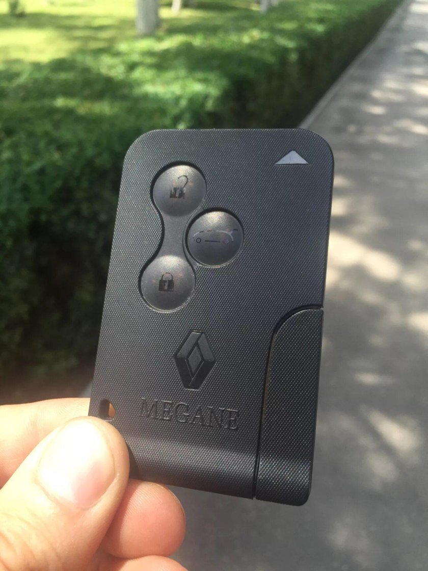 Ключ Рено Меган 2