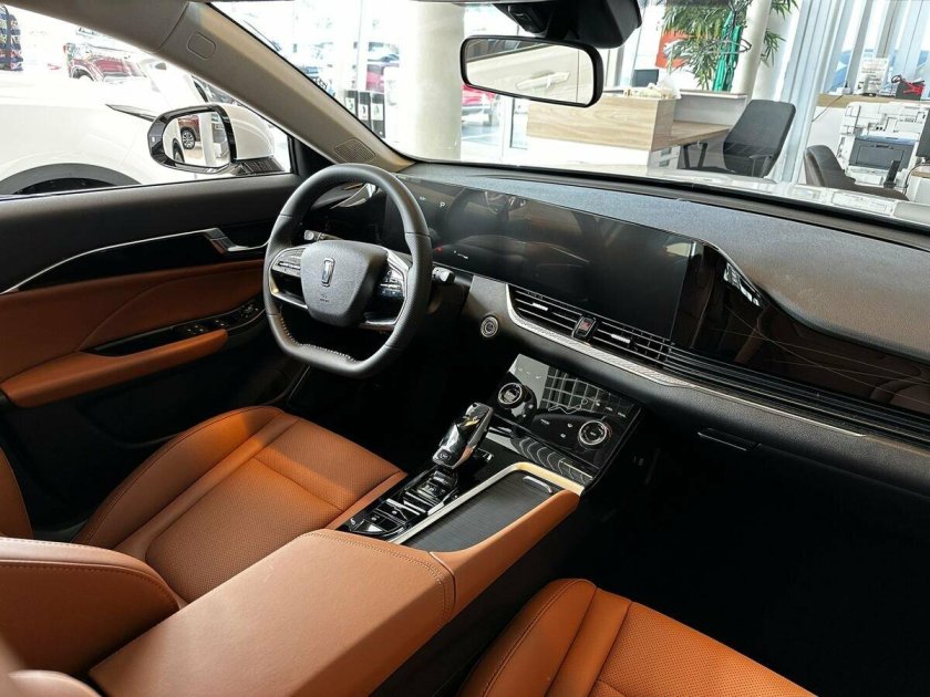 FAW Bestune b70 коричневая