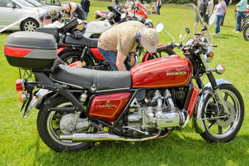 Honda gl1000 Gold Wing