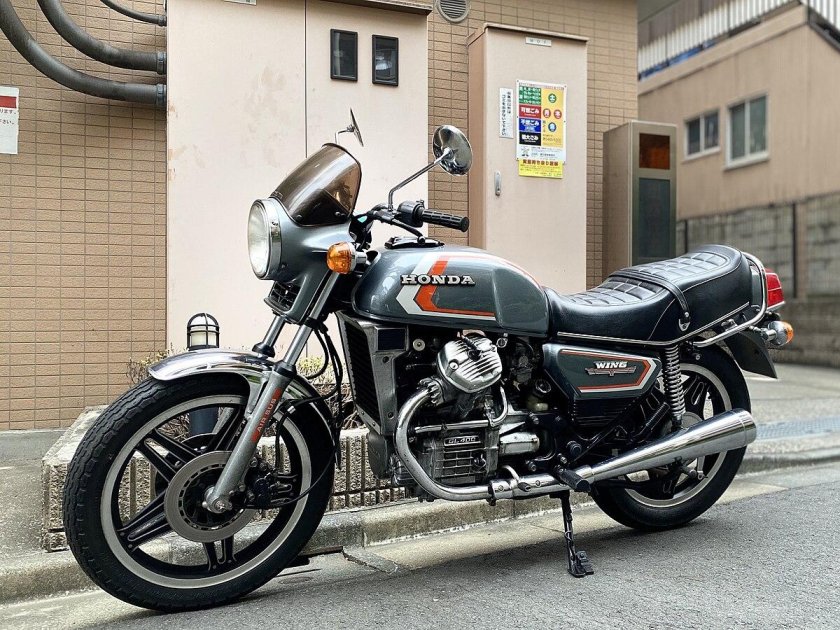 Honda gl 400