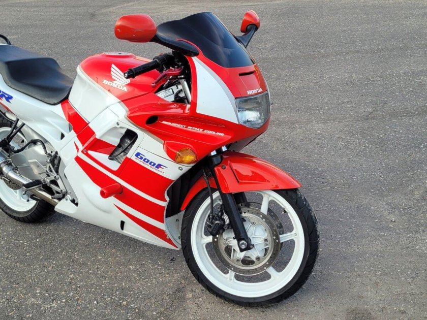 Хонда 1991 года мотик