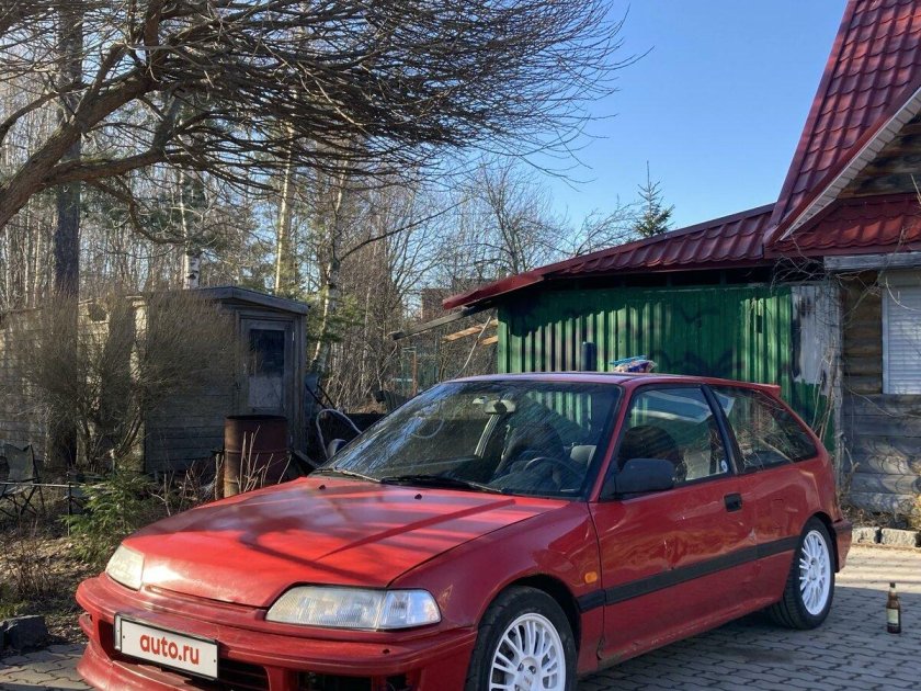 Хонда Цивик 1991 год красный