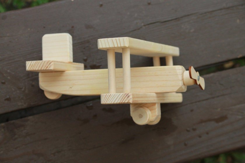 Деревянный самолет кукурузник