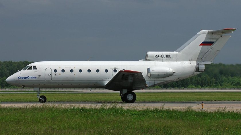 Yakovlev Yak-40