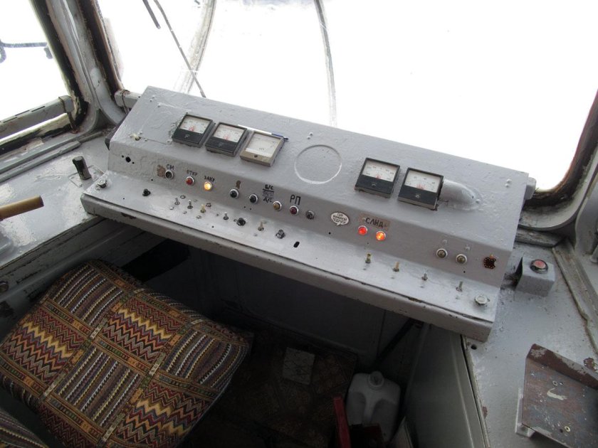 Кабина трамвая КТМ 5