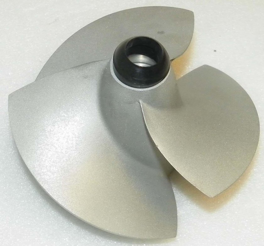 Винт для водомета 200 мм