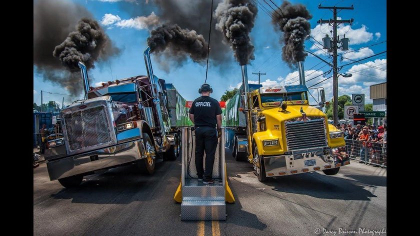 Американские гонки на грузовиках