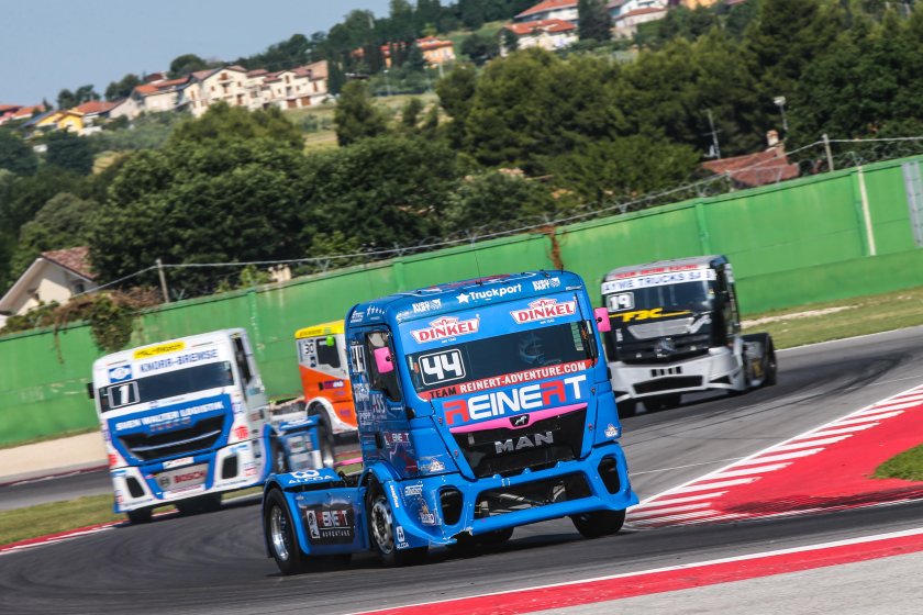 Гонки на грузовиках