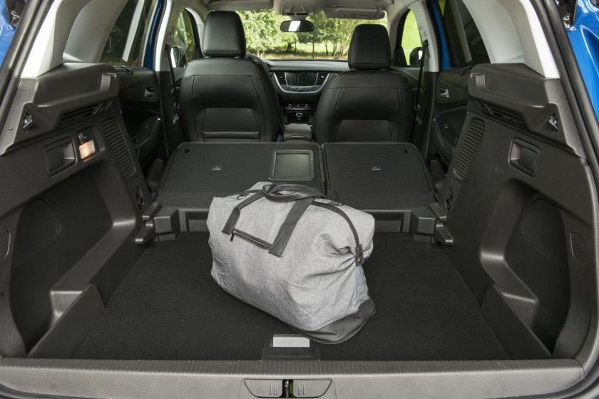 Opel Grandland x багажник
