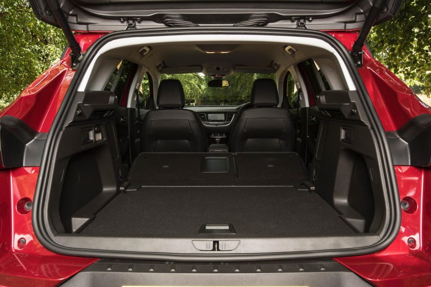 Opel Grandland x багажник