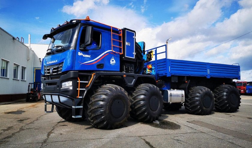 КАМАЗ Арктика 8х8