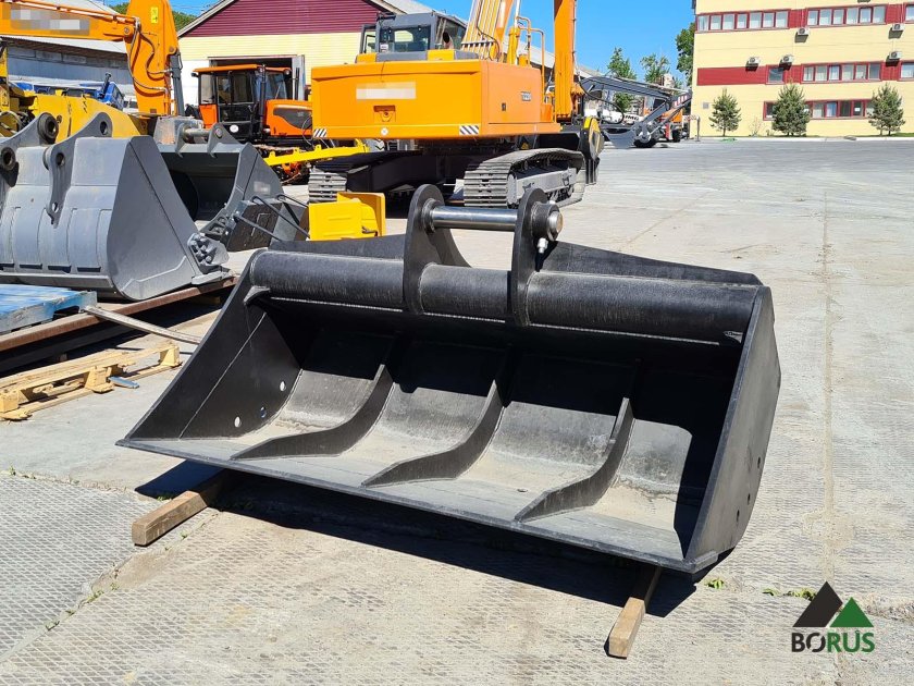Планировочный ковш на экскаватор