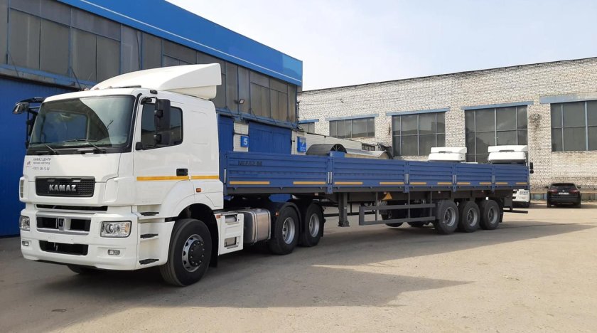 КАМАЗ 5490 Нео с полуприцепом