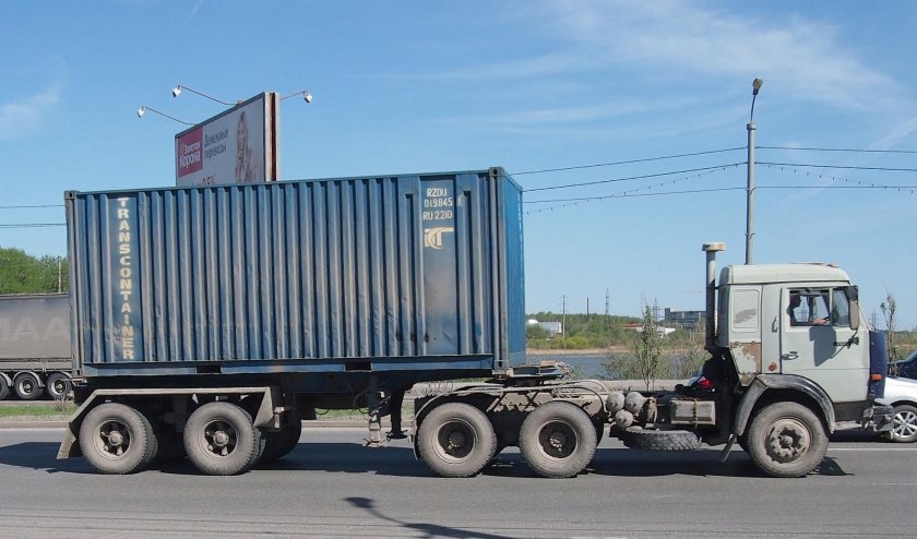 КАМАЗ 54115 тягач контейнеровоз