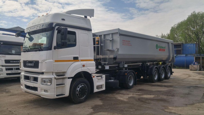КАМАЗ 5490 полуприцеп Грюнвальд