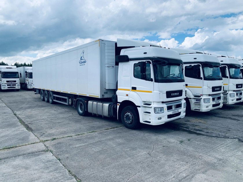 КАМАЗ 5490 Нео с полуприцепом