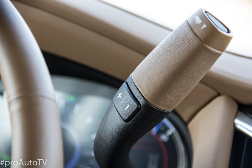 Cadillac Escalade селектор