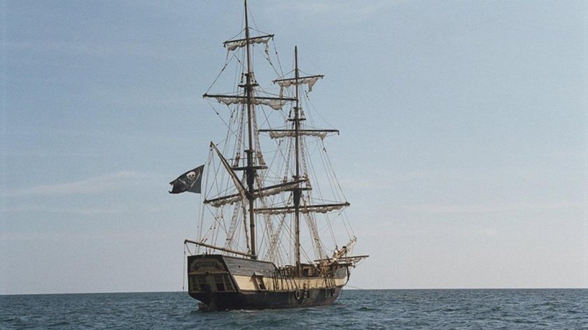 Шхуна Эспаньола остров сокровищ