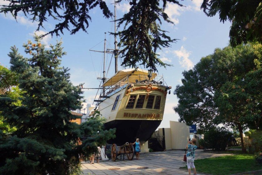 Эспаньола корабль Ялта