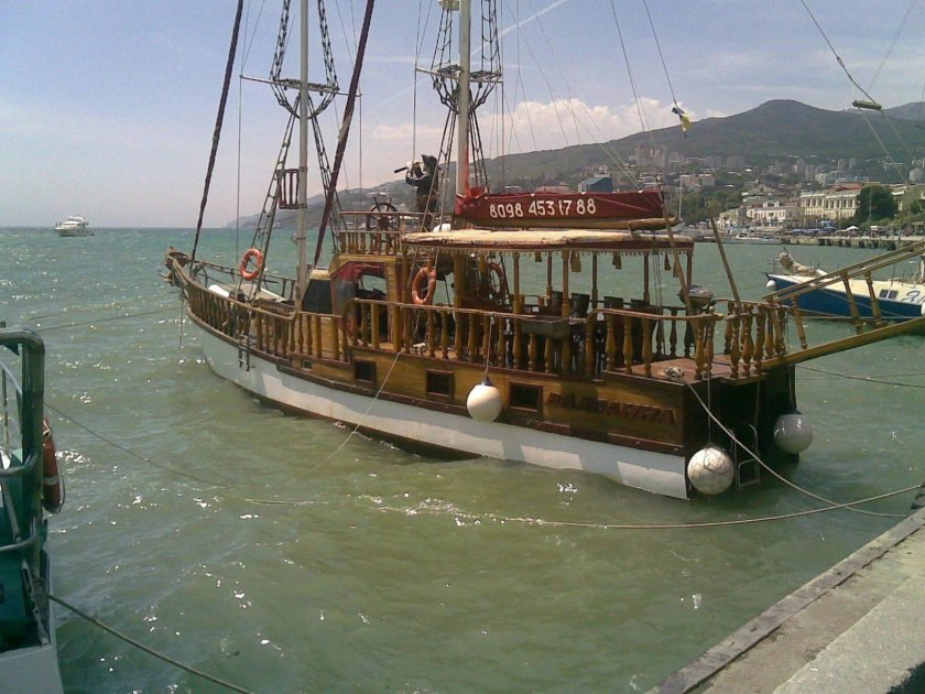 Эспаньола корабль Ялта