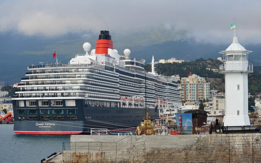 Круизный лайнер Королева Виктория