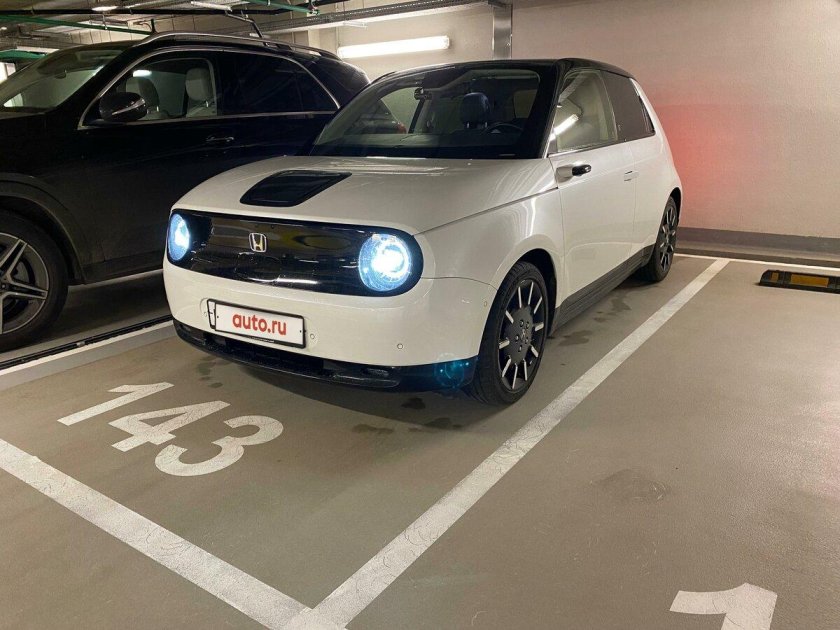 Км/ч автосалон фото