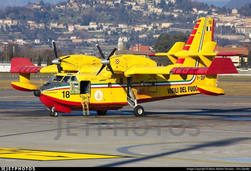 CL 415 гидросамолёт