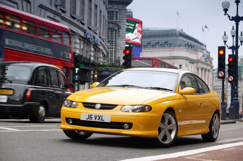 Vauxhall Monaro 2005