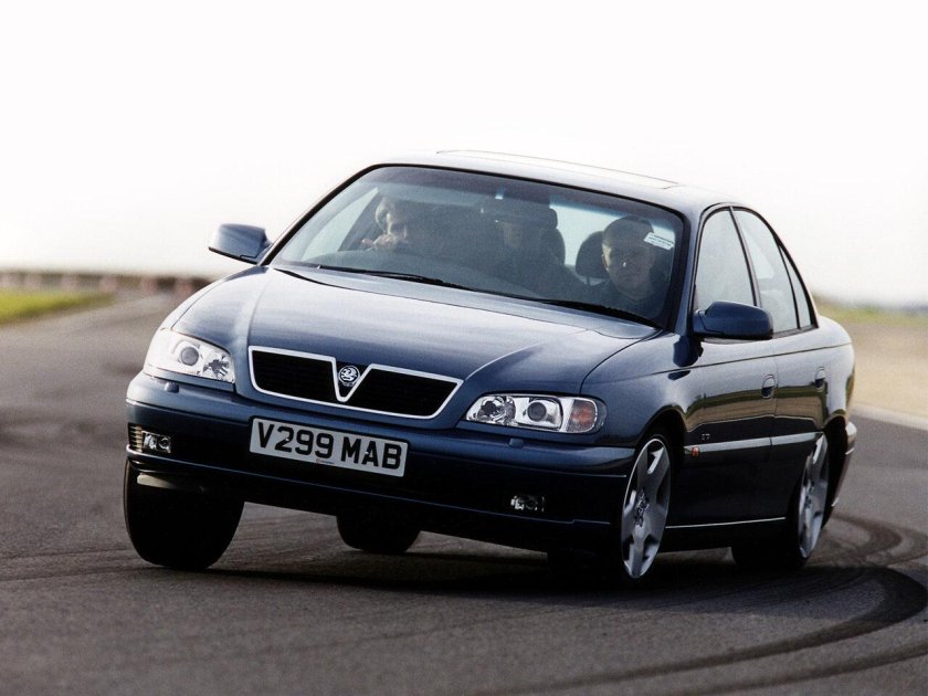 Vauxhall Omega b