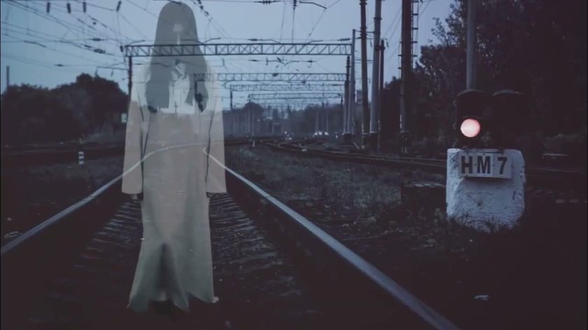 Наталья ДЕСАВИ "поезд-призрак"