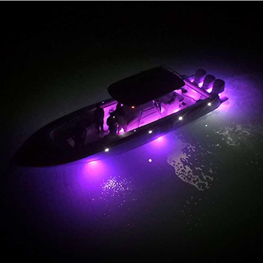 Яхта с подсветкой