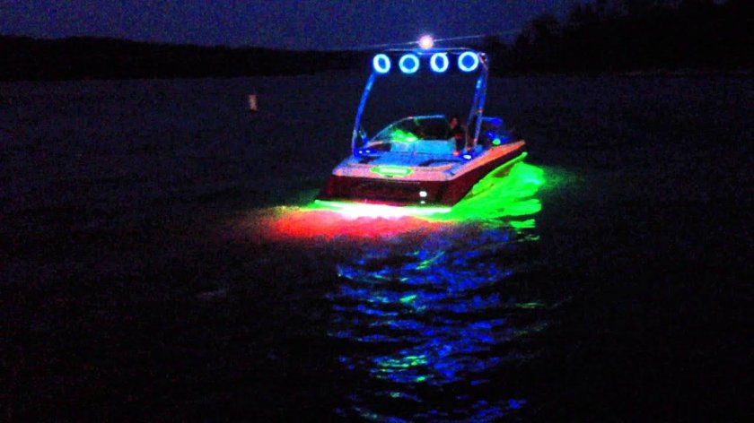 Подсветка катера светодиодами