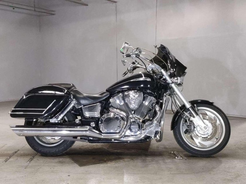 XVS 1300 Midnight Star