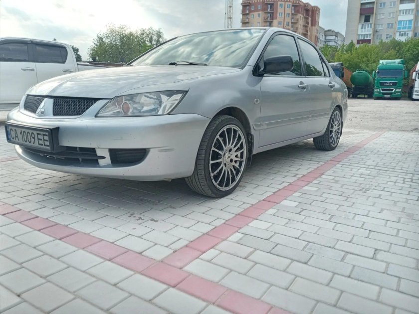 Лансер 9 2.0 на r17