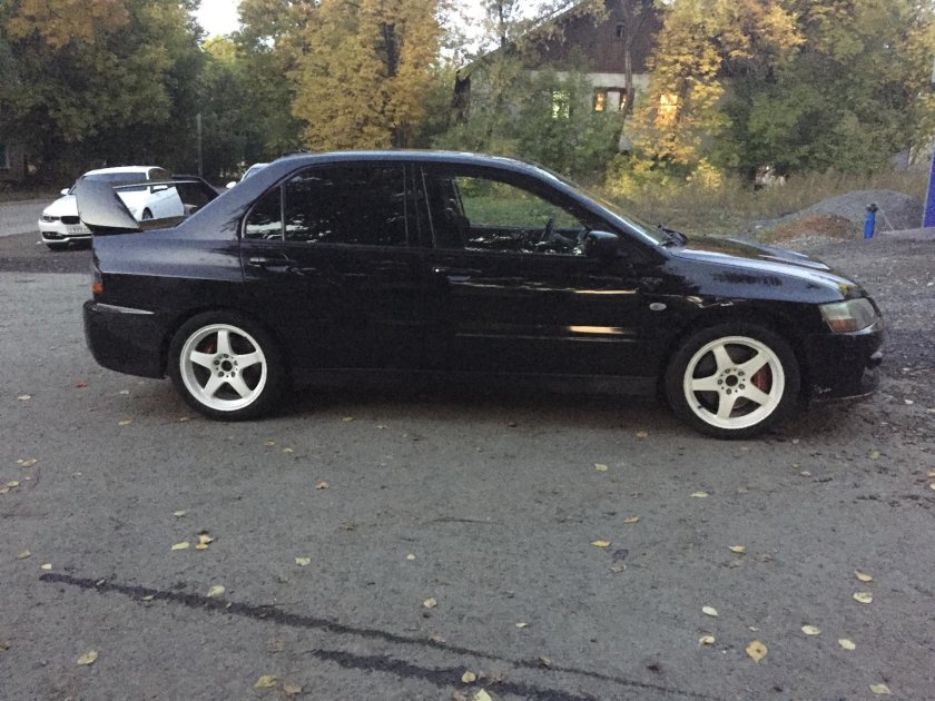 Черный Лансер 9 на дисках