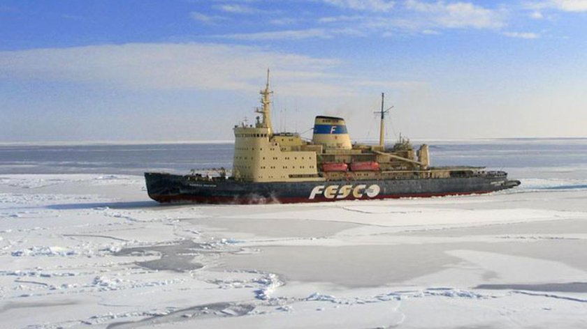 Ледокол Капитан Николаев