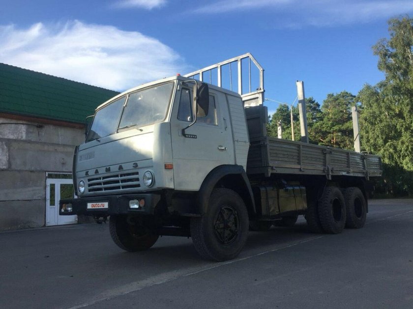 КАМАЗ 5320 бортовой