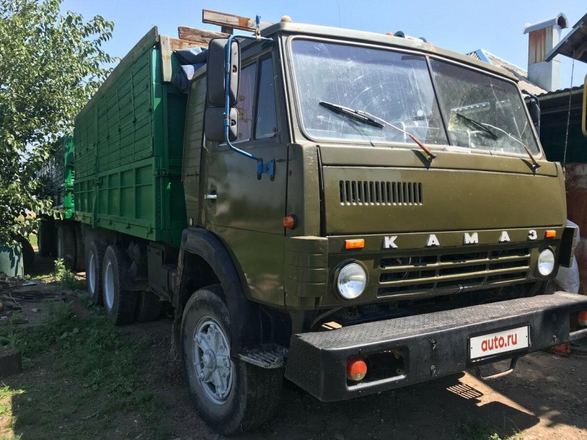 КАМАЗ 5320 зеленый