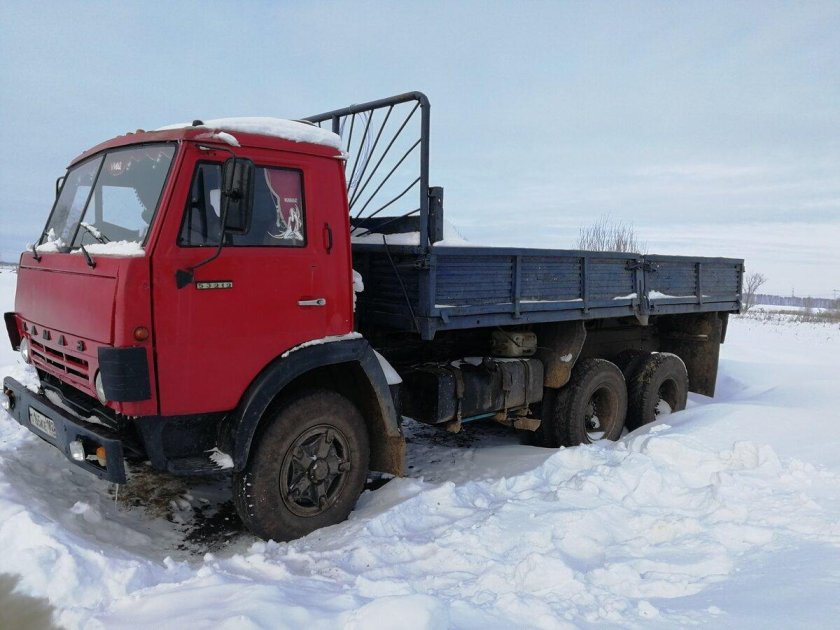 КАМАЗ 5320 бортовой