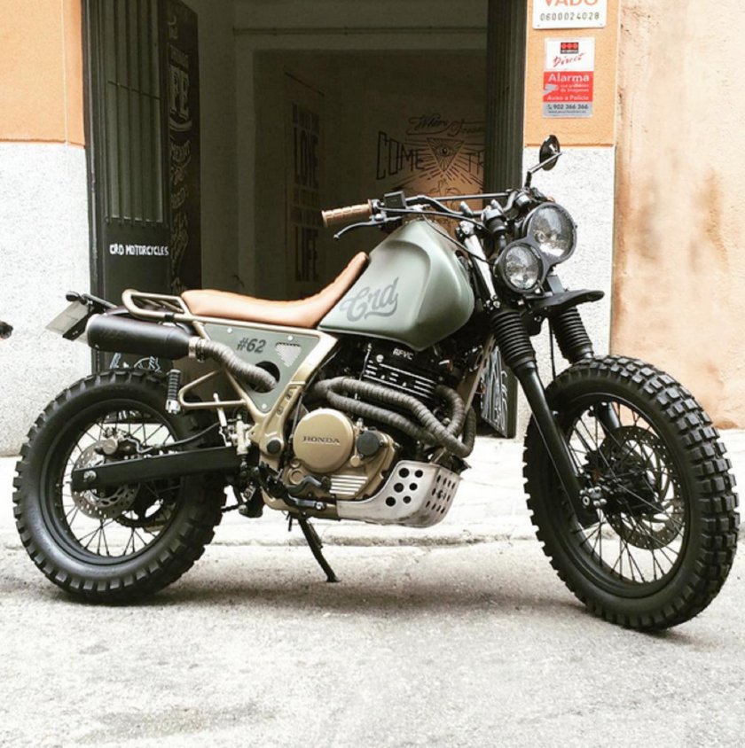 Honda Dominator 650 Scrambler