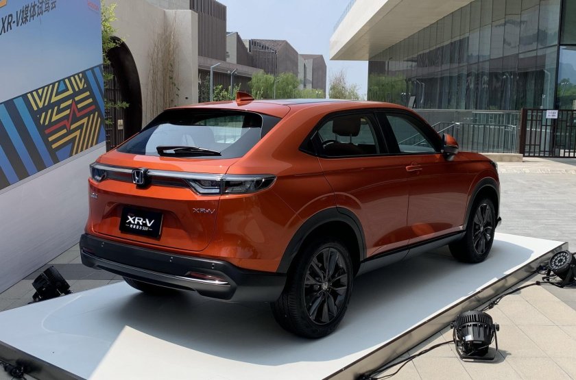 Honda кроссовер XR-V