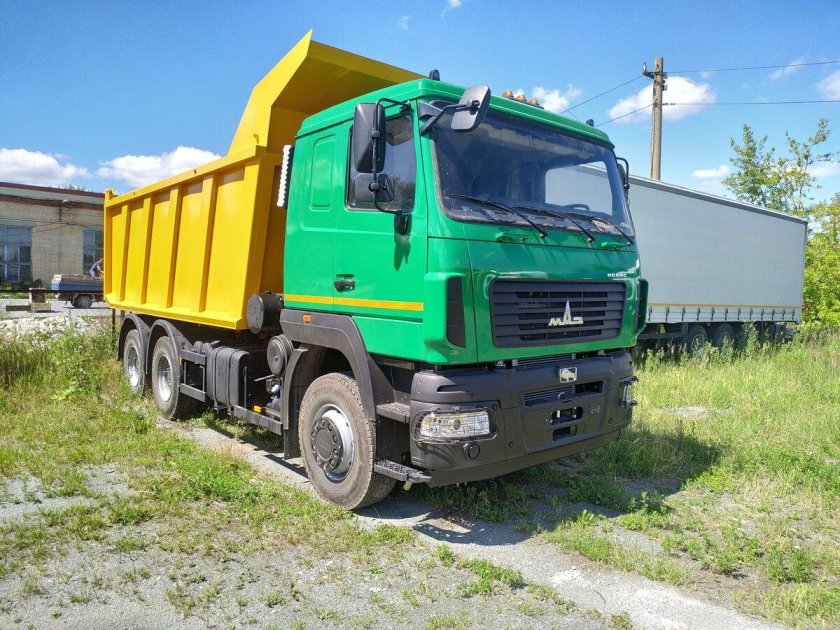 Самосвал МАЗ 6501с9-8520-005
