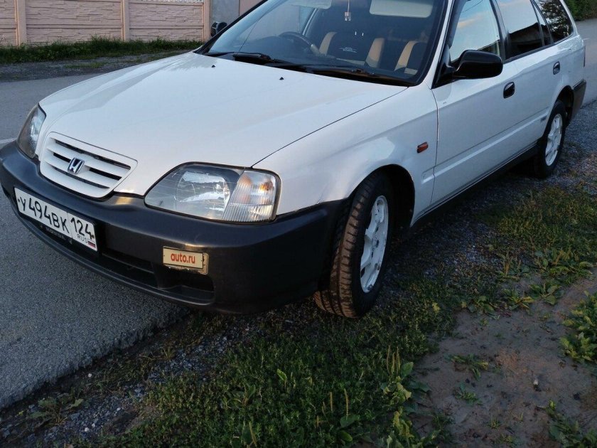 Хонда партнер белый универсал