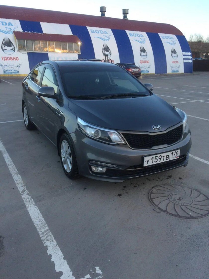 Киа Рио 2014 мокрый асфальт