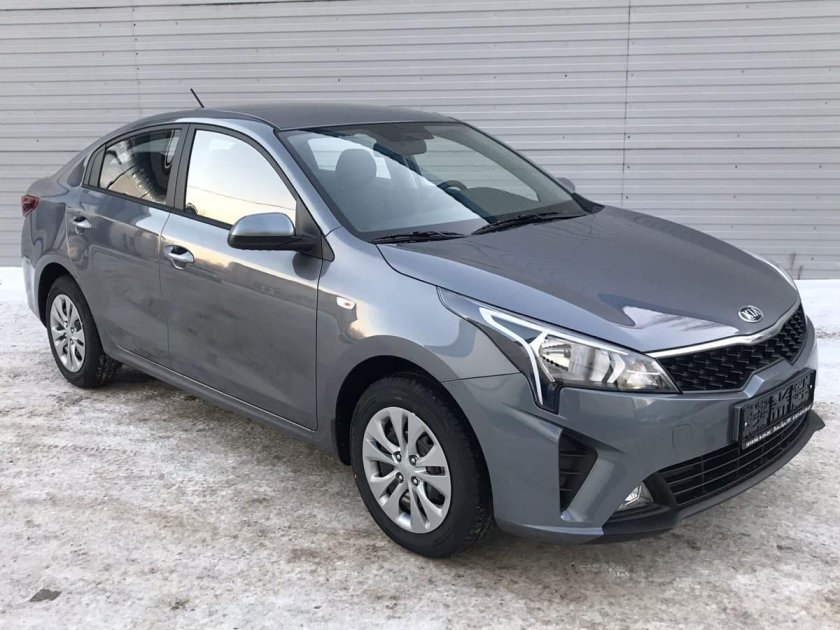 Киа Рио 2021 серая
