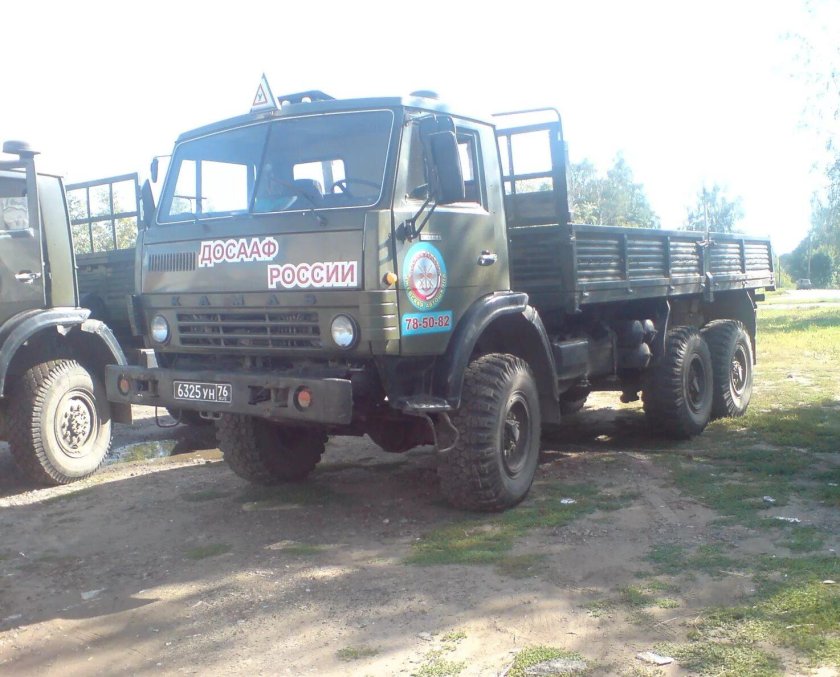 КАМАЗ 43106 самосвал